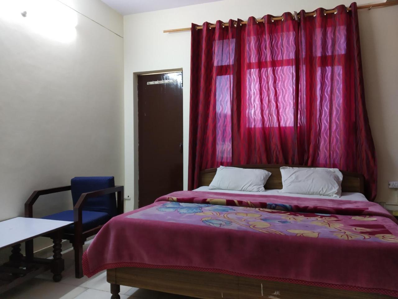 Raj Laxmi Bhawan Hotel Rishīkesh Exterior foto